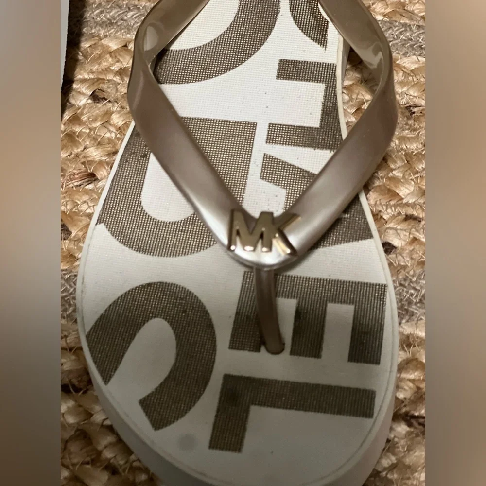 Michael Kors Gold and White Platform Flip-flops - Picture 7 of 8